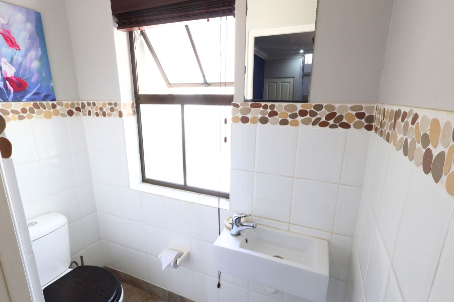 3 Bedroom Property for Sale in Welgevonden Estate Western Cape